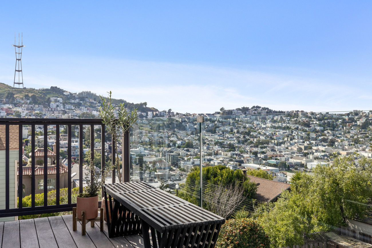 3672 Eureka back patio with view of twin peaks.