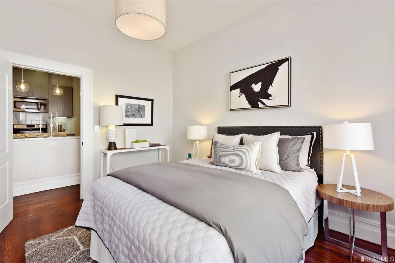 208 Lexington bedroom with abstract art